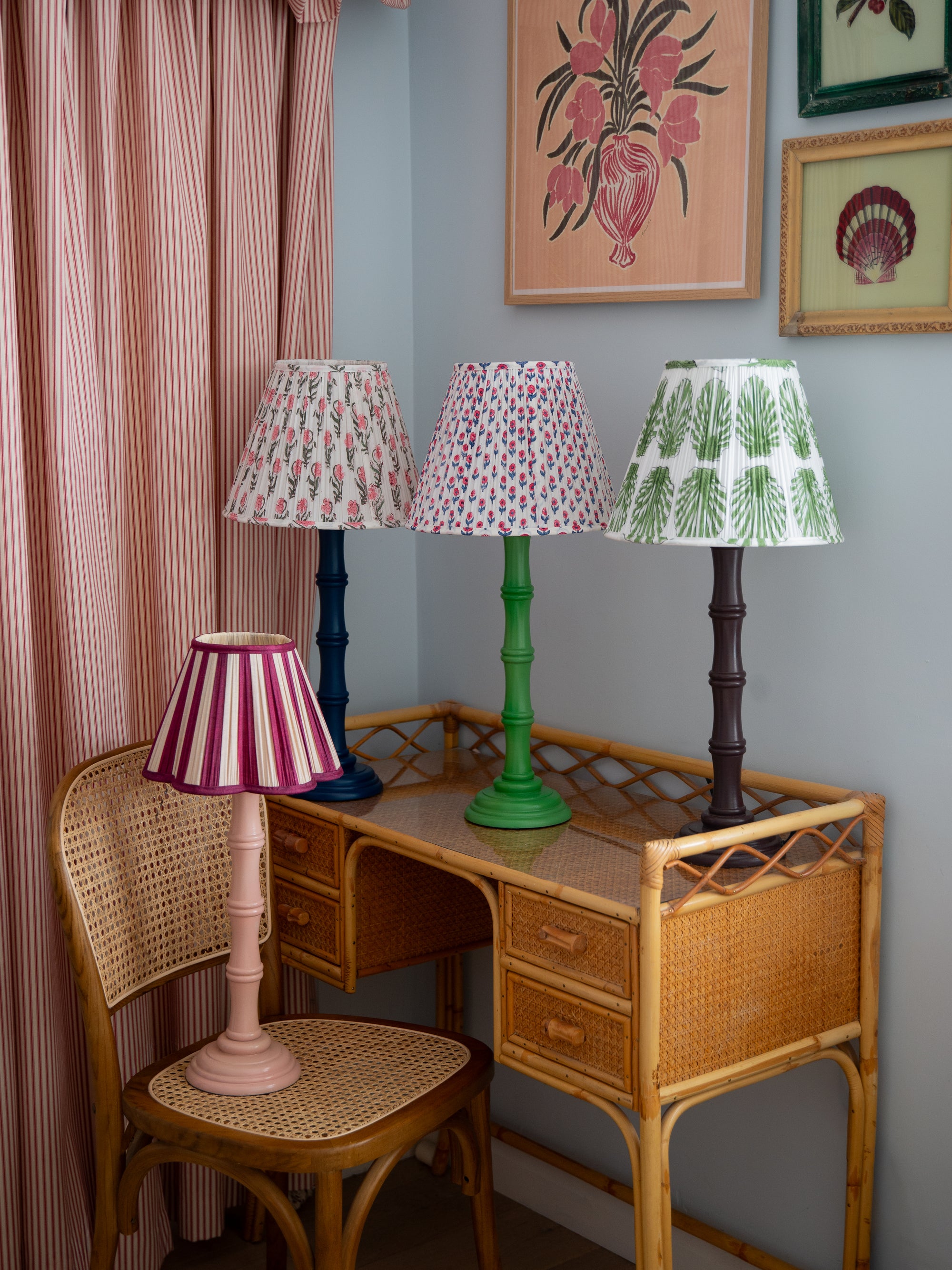 Scalloped Lampshade / Maroon Stripe