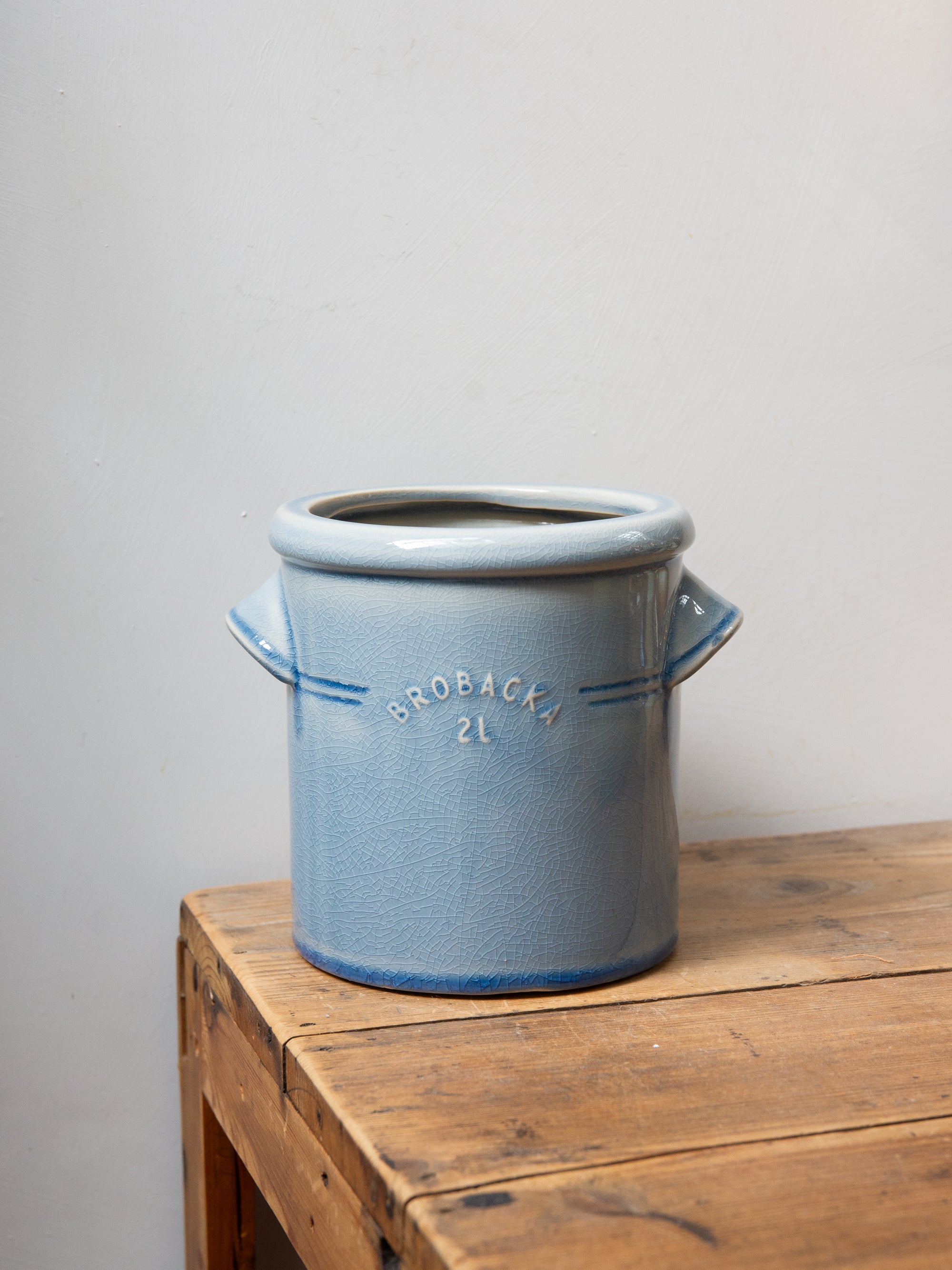 Rustic Utensil Pot with Handles / Light Blue