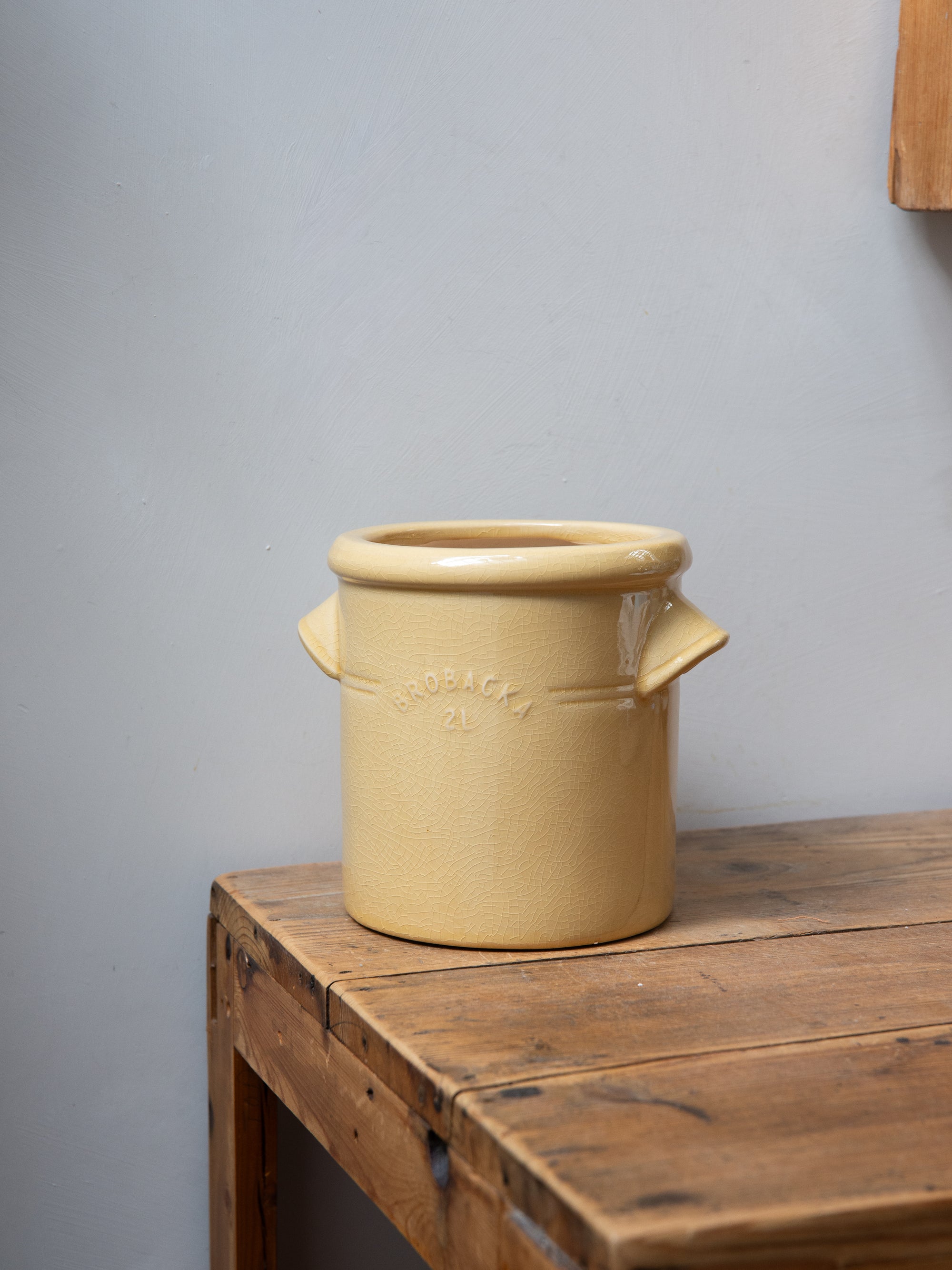 Rustic Utensil Pot with Handles / Yellow