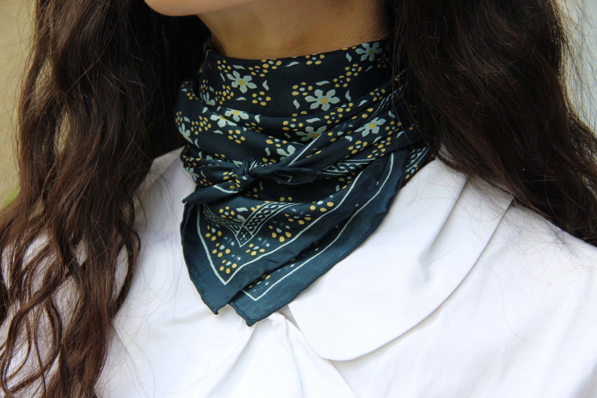 Natasha Hand Printed Mini Silk Scarf / Navy