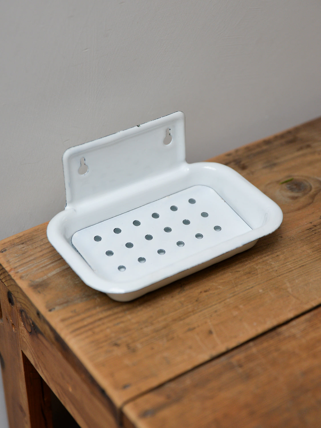 Enamel Two Part Soap Dish