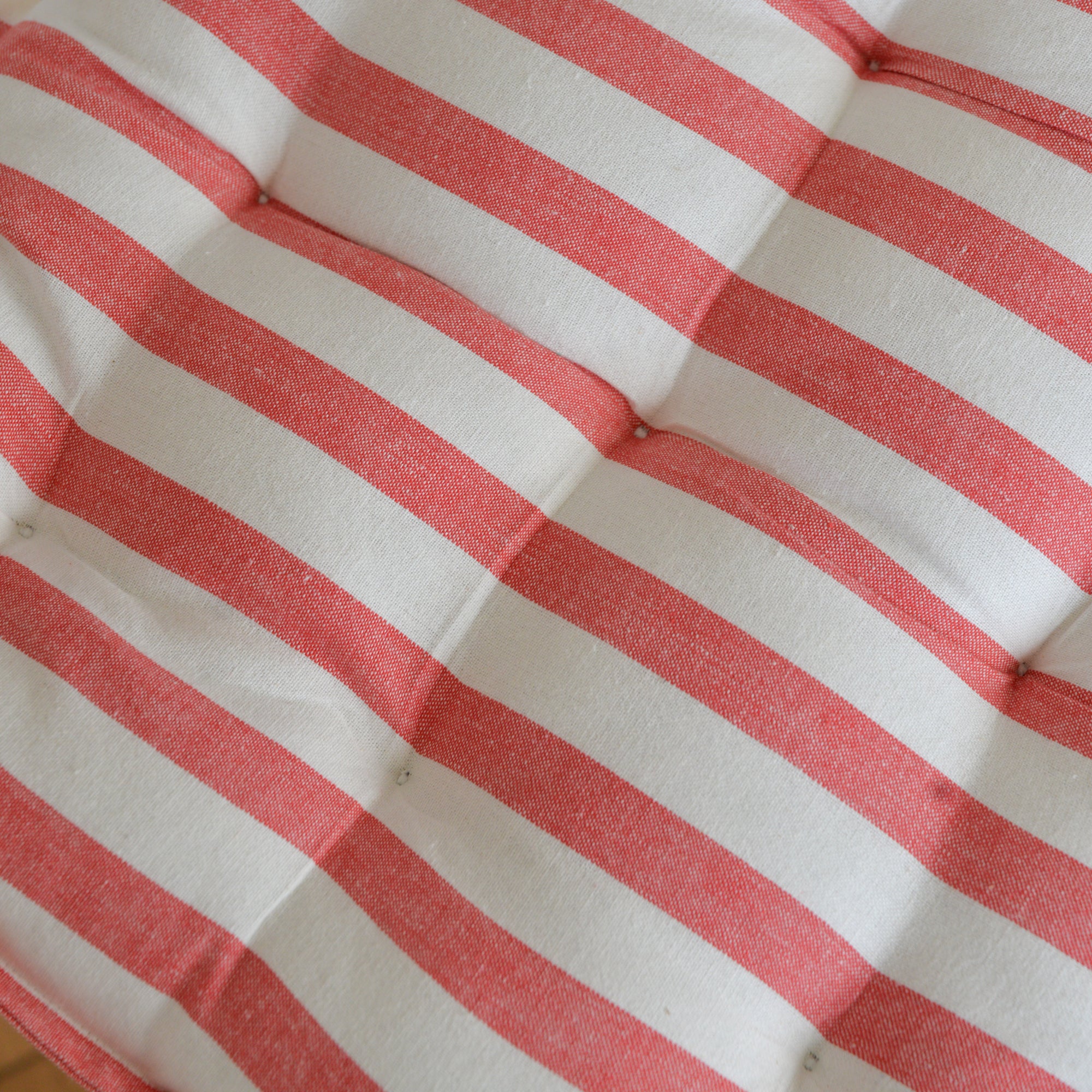 Striped Red Seat Cushion / Rimini Coral