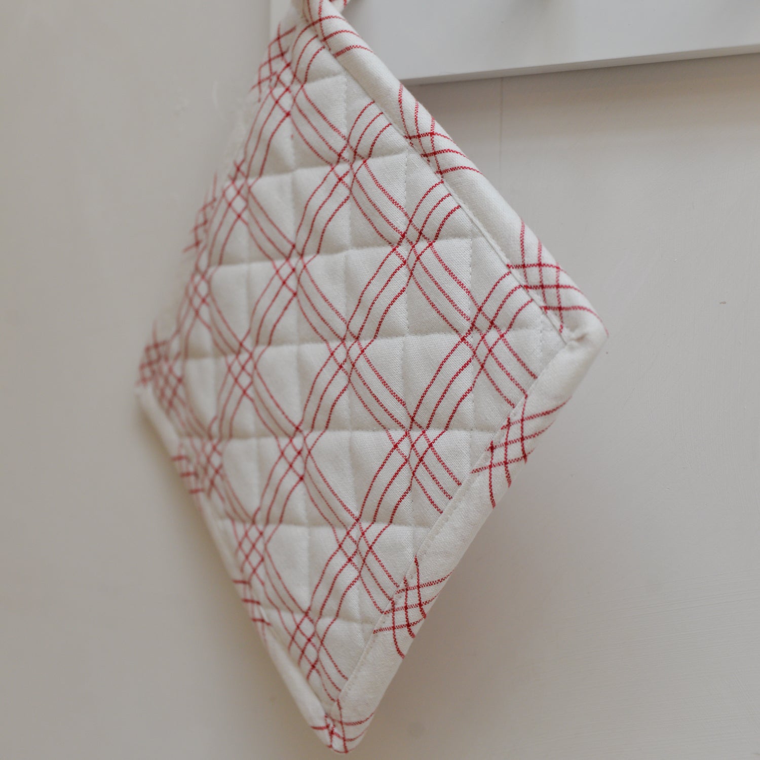 Check Pot Holder / Red