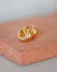 Jua Chunky Huggie Earrings / Gold