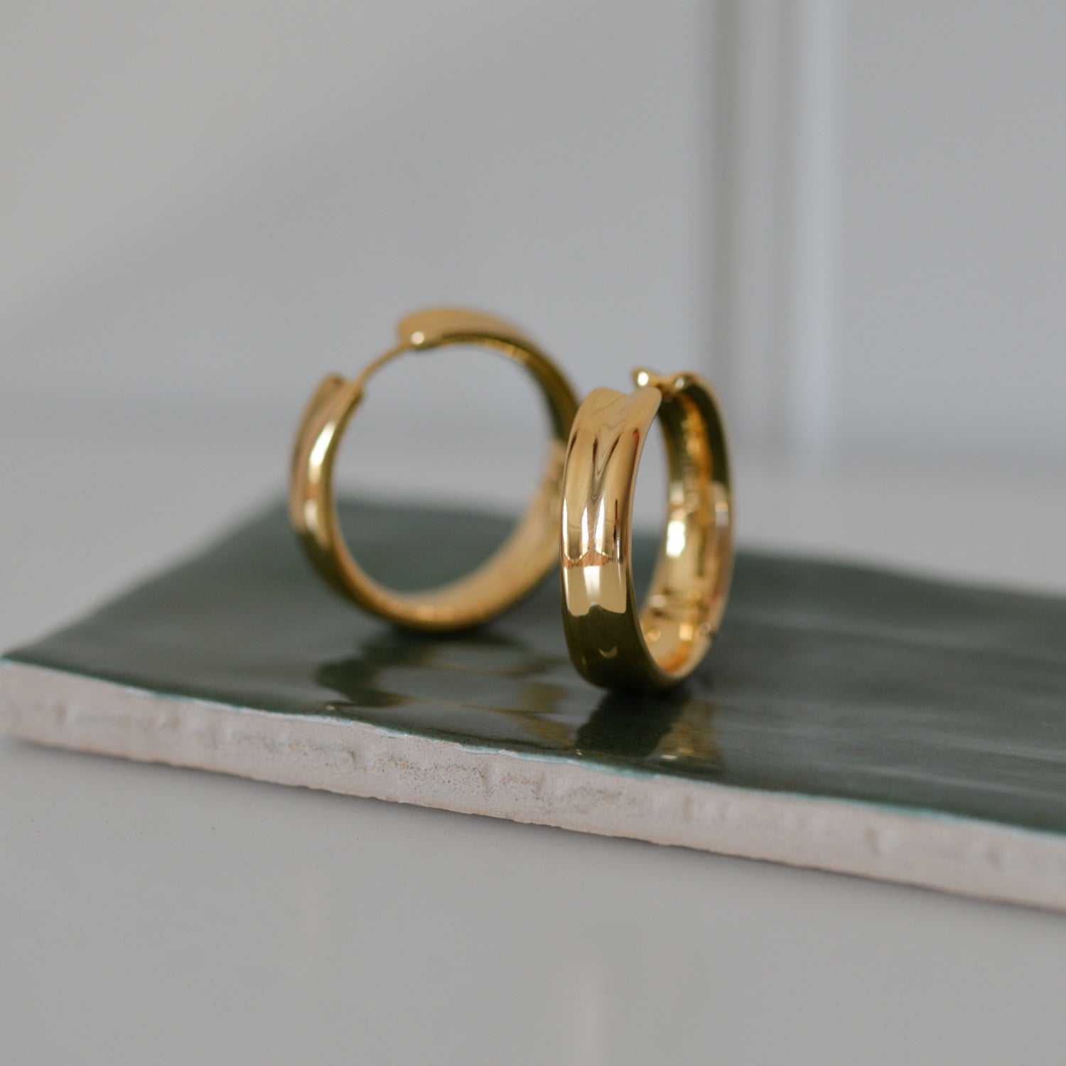 Kayden Hoops / Gold