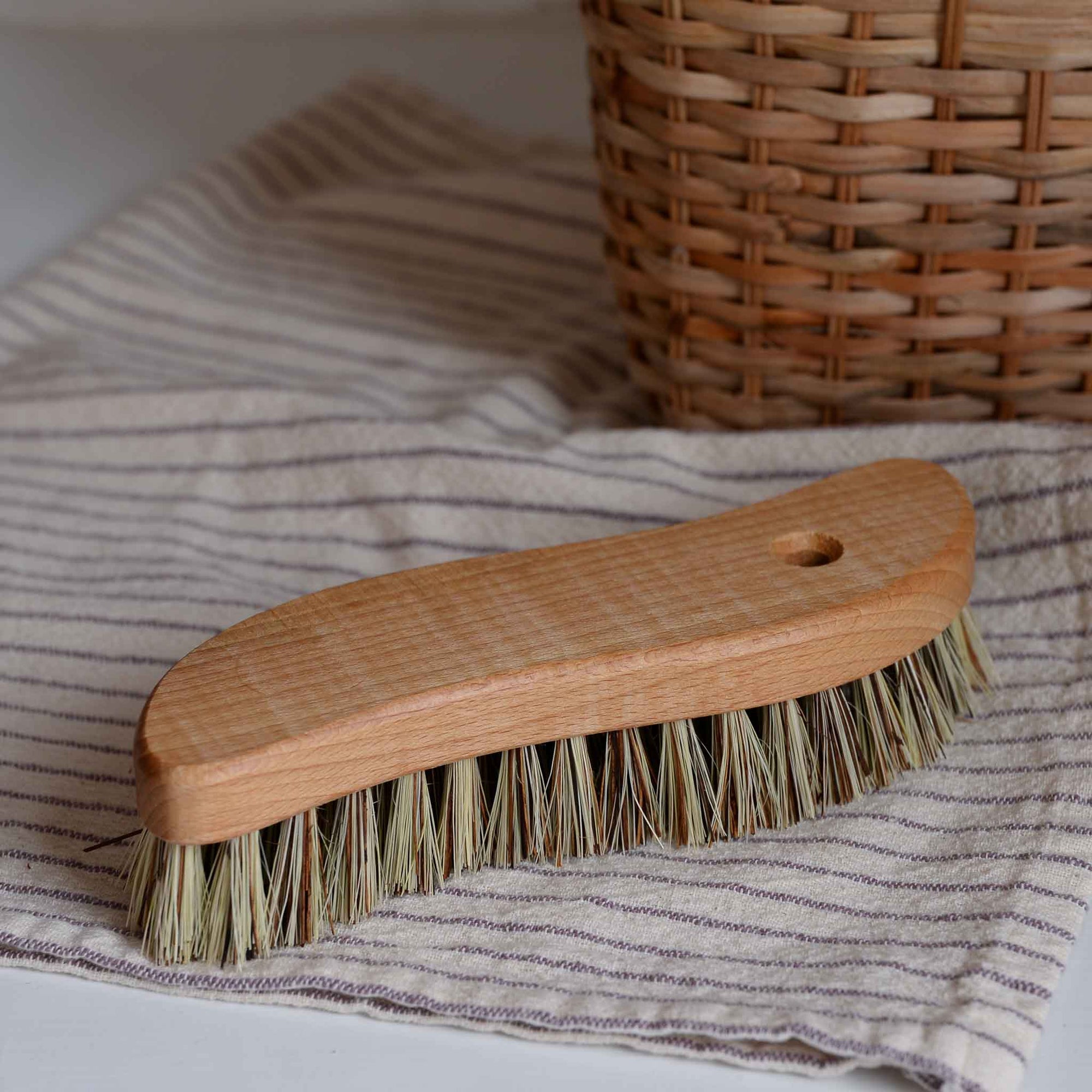 Redecker Scrubbing Brush 'S Form'
